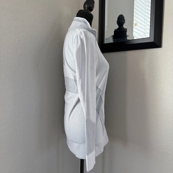 ATHLETA Light Gray Quarter Zip Stretch Pullover Top XL - Picture 3 of 10